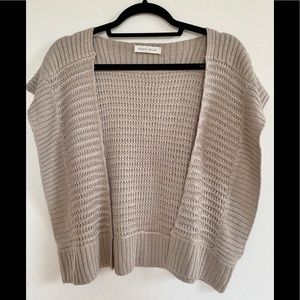 Anjara Garcia knit vest Made in Spain 🇪🇸❤️🙌❤️